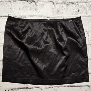 GUESS Black Satin Mini Skirt - Size 29